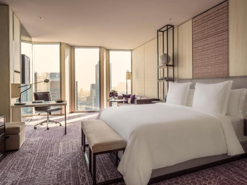 Premier King Room
