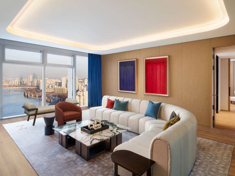 Naru Suite Terrace, King Bed, River view